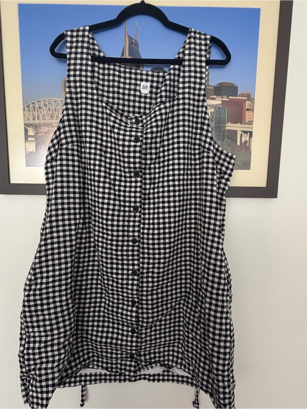 GAP Black and White Gingham Button-Front Top
